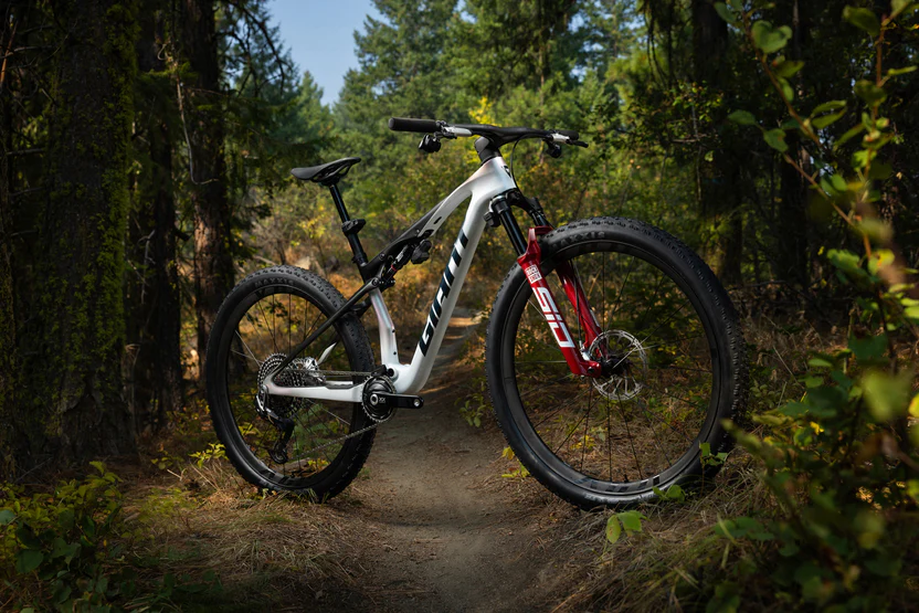 Giant anthem advanced sl se 1